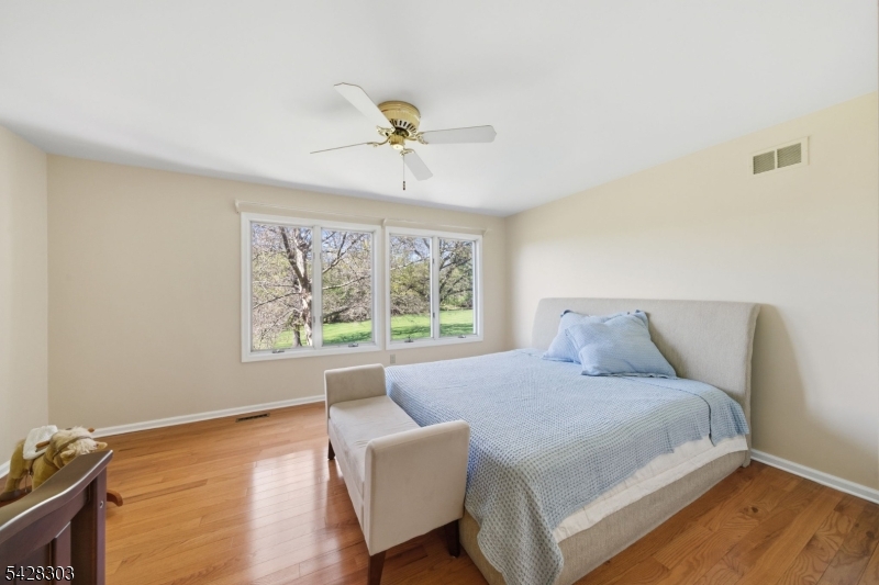 Condo/Coop/Townhouse - Residential
