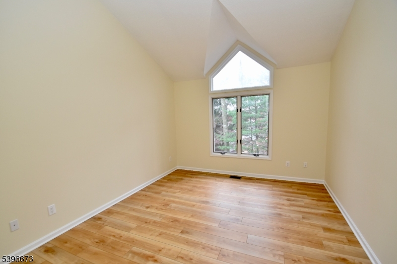 BERKSHIRE RIDGE - Residential Lease