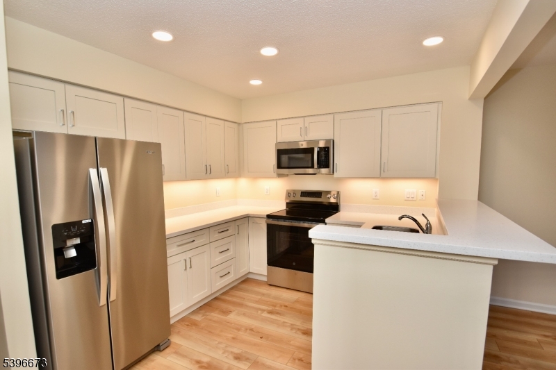 BERKSHIRE RIDGE - Residential Lease