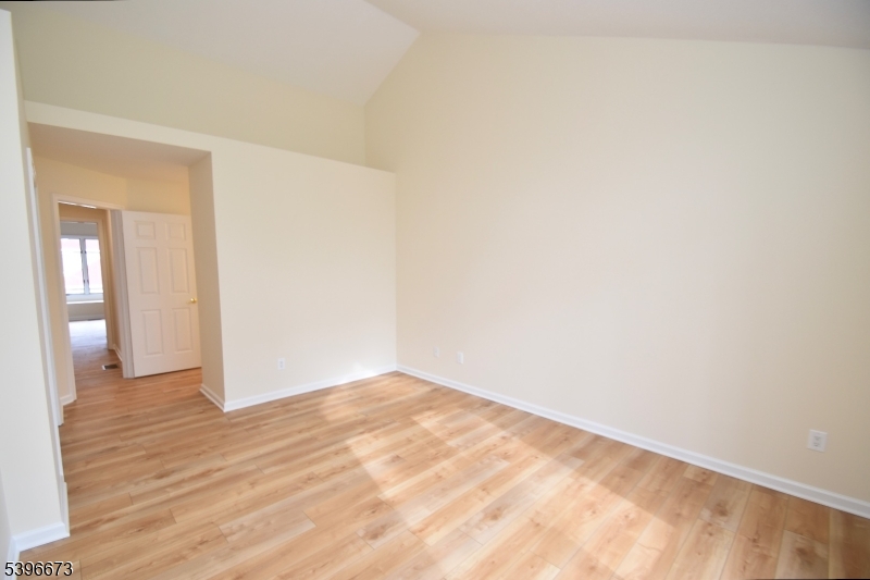 BERKSHIRE RIDGE - Residential Lease