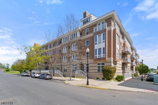 368 RECTOR ST UNIT 419, PERTH AMBOY, NJ 08861 - Image cd5df8fbc6369e82b150e4a3b40a264d/3471836931