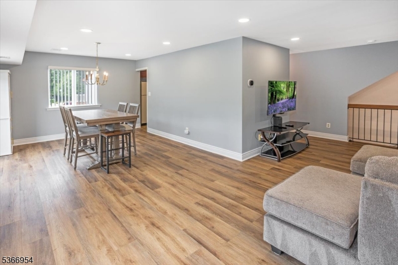 The Meadows At Roxbury - Residential