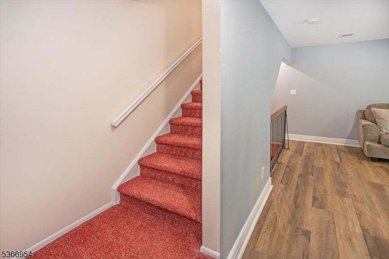 The Meadows At Roxbury - Residential