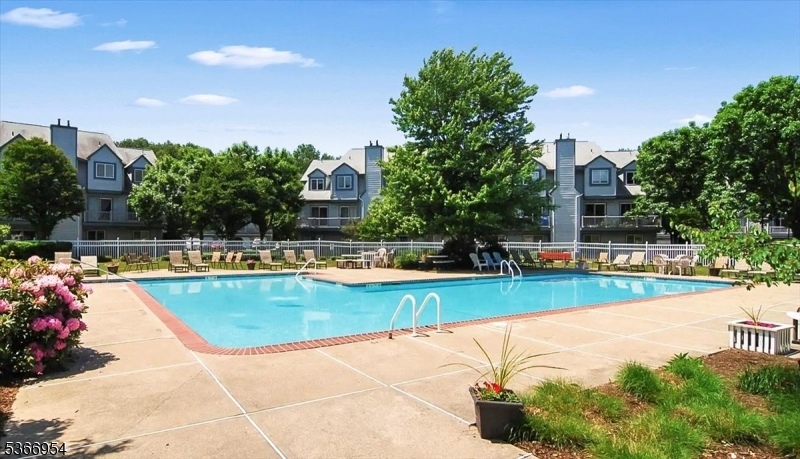 The Meadows At Roxbury - Residential