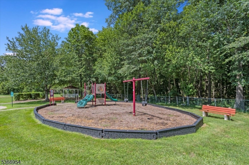 The Meadows At Roxbury - Residential