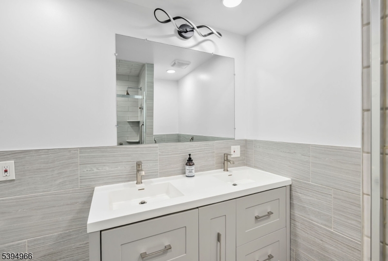 Sparta Commons - Residential