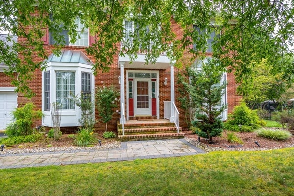 8 MCBRIDE WAY, BRIDGEWATER, NJ 08807 - Image cd855dede303d2cba7c430ea26b04cbd/605906934