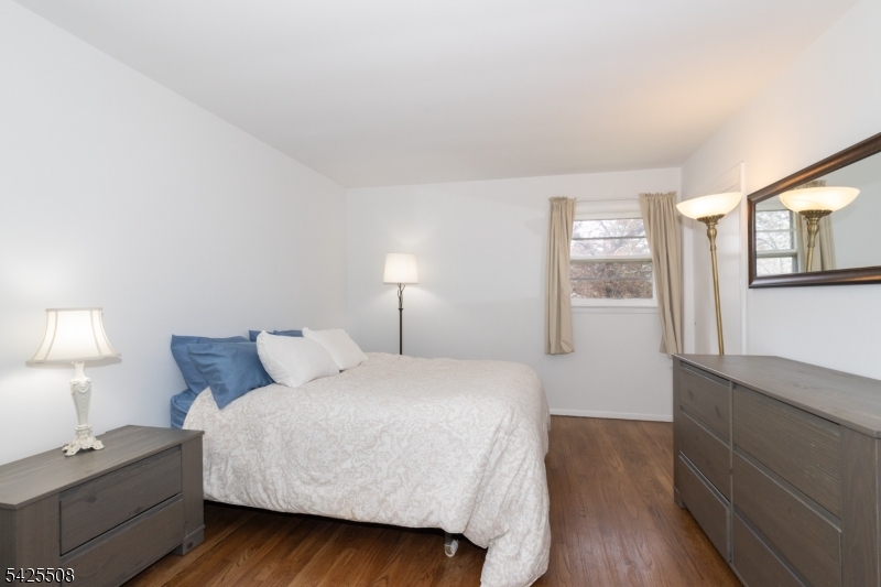 Ironia - Residential