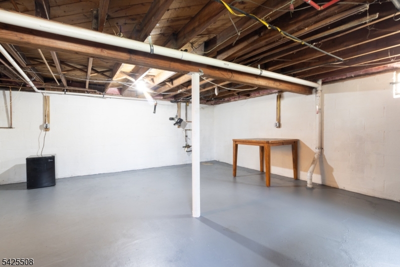 Ironia - Residential