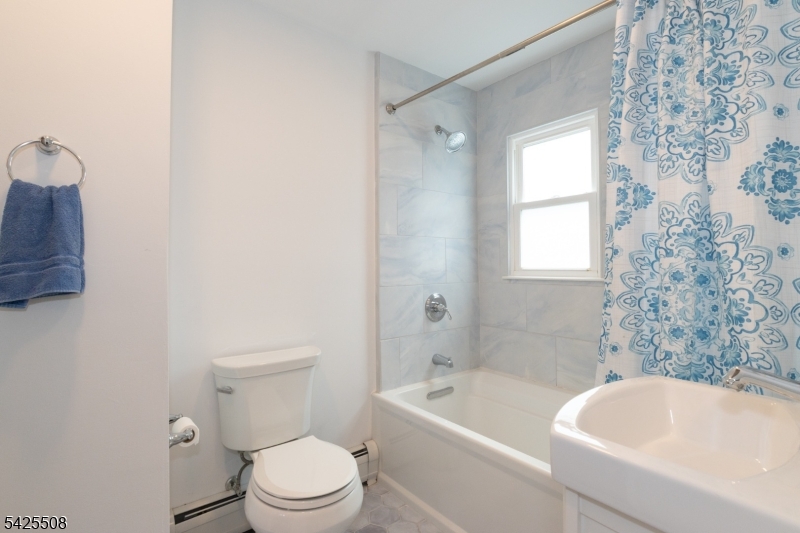 Ironia - Residential