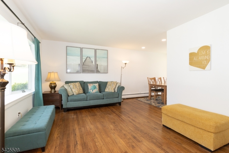 Ironia - Residential