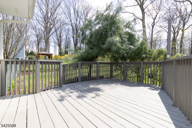 Ironia - Residential