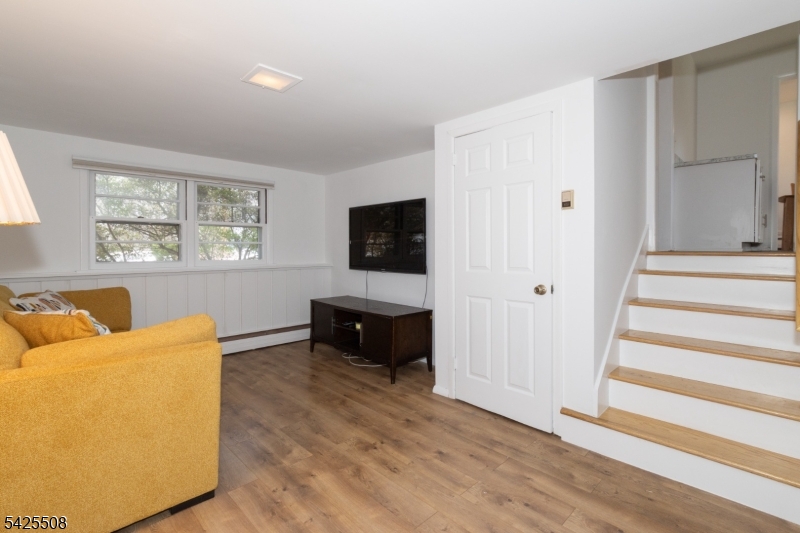 Ironia - Residential