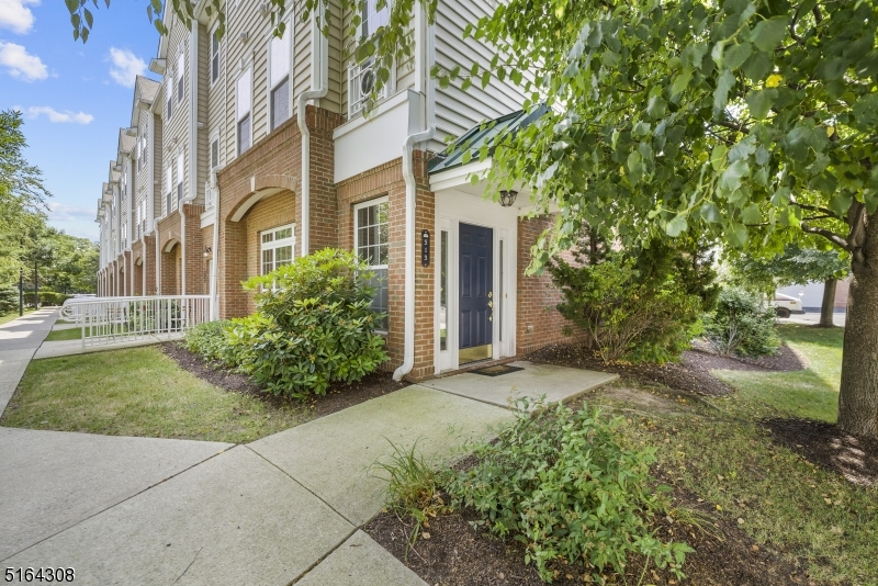 Essex Park - Residential