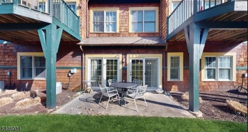 Black Creek Sanctuary - Residential