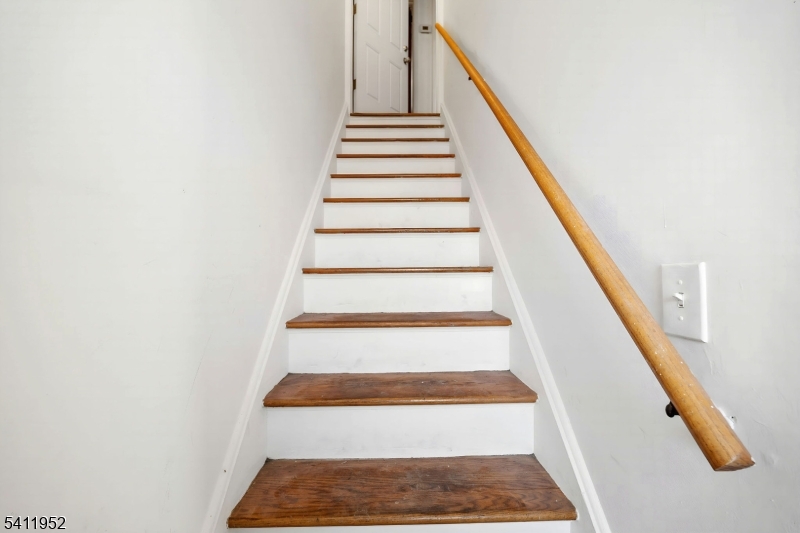 Hillcrest - Residential Income