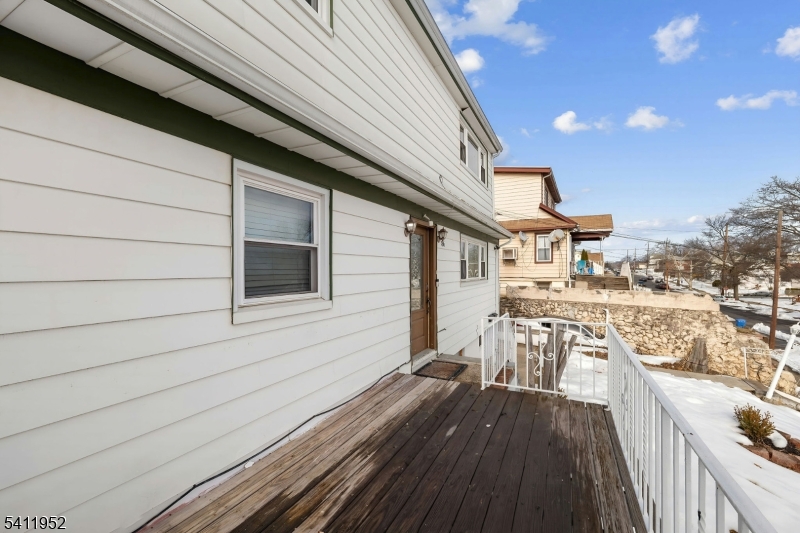 Hillcrest - Residential Income