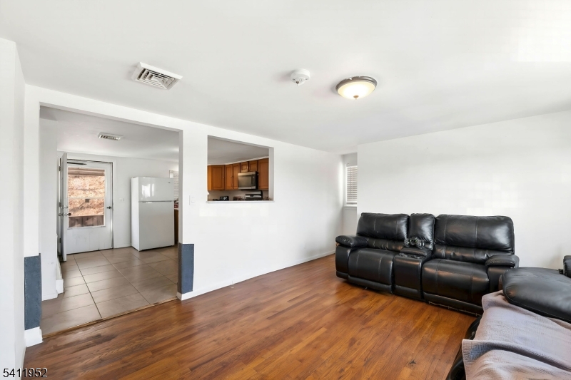 Hillcrest - Residential Income