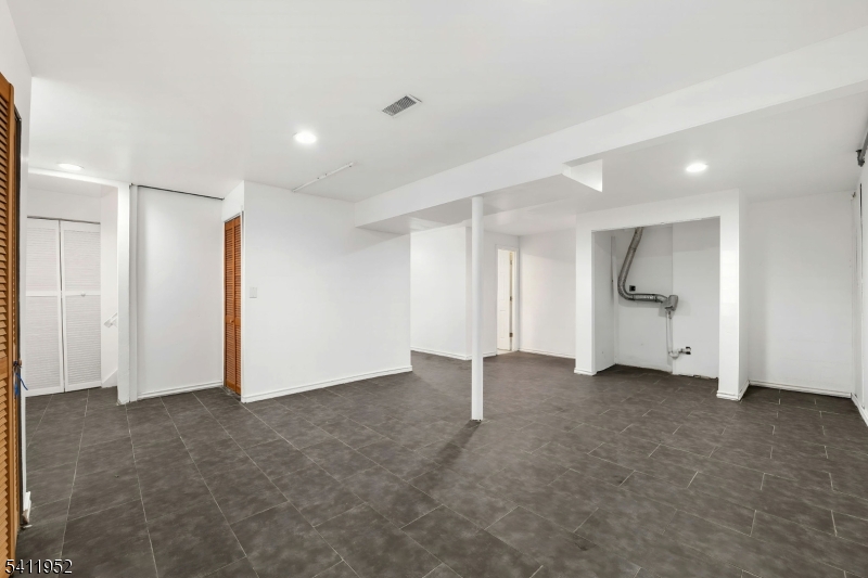 Hillcrest - Residential Income