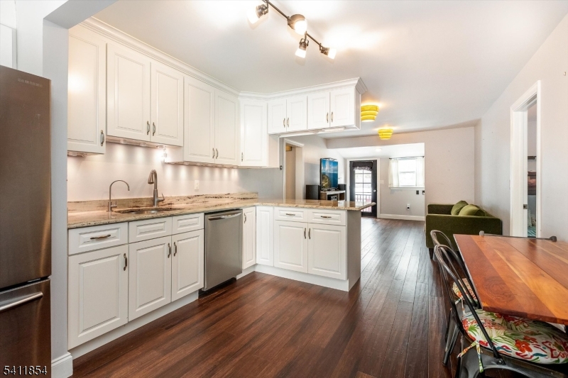 Lions Head Lake - Residential