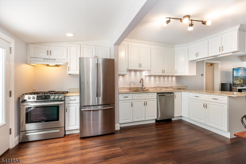 Lions Head Lake - Residential