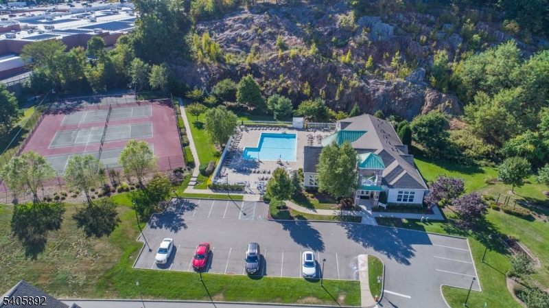 The Grande at Riverdale - Residential