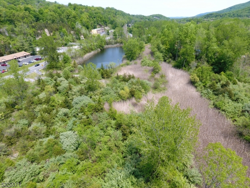 Vernon - Commercial Sale