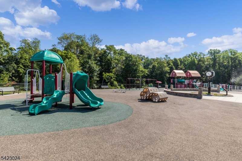 SOUTH END - Residential