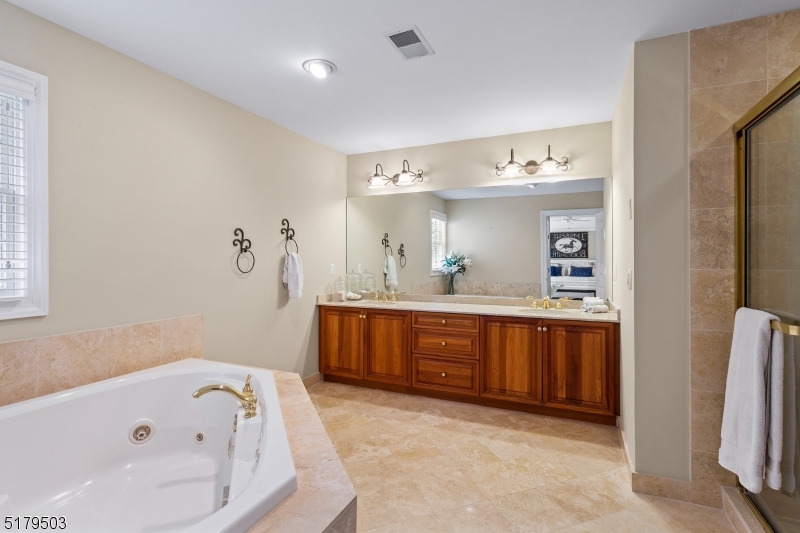 Lamington Falls - Residential