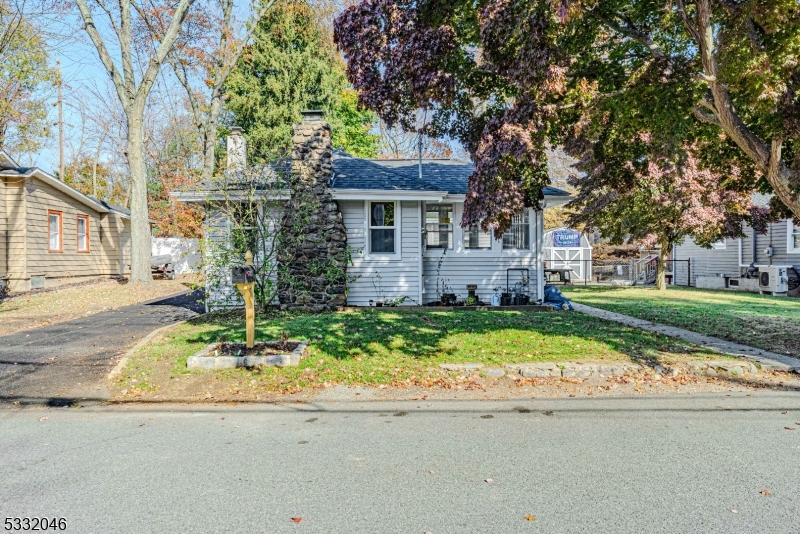 INDIAN LAKE - Residential