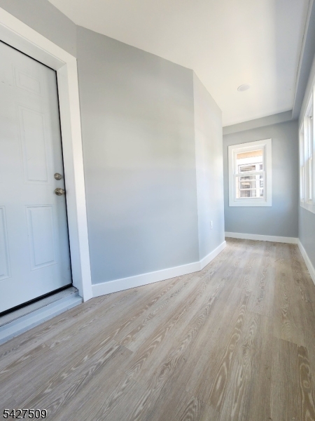102 Washington Ave - Photo 2