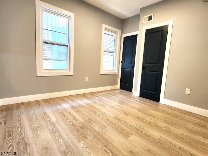 102 Washington Ave - Photo 4