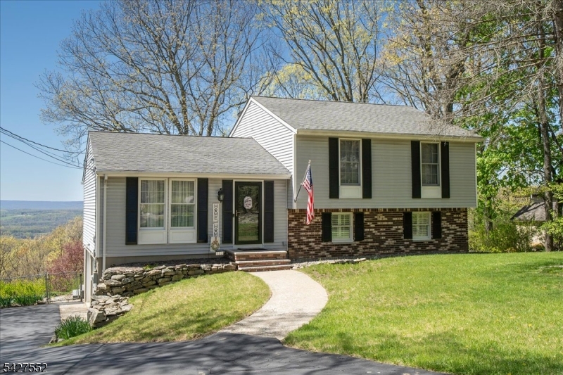 LAKE PANORAMA - Residential