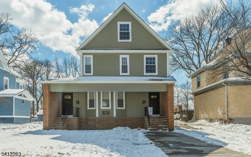 Completely renovated, open floorplan unit close to town, NYC transportation, great restaurants and shops.  Hardwood floors, granite counters, stainless steel appliances and pantry.  Apartment has central air, stackable washer/dryer in unit, and 1 assigned parking space.  Landlord takes care of lawn maintenance, snow removal anf pays for garbage.  No pets.  No smokers, no use of rear yard.  2nd bedroom works well as an office/den.  Tenant to fill out NTN screening and obtain tenant's insurance.  Pictures are from previous listing.