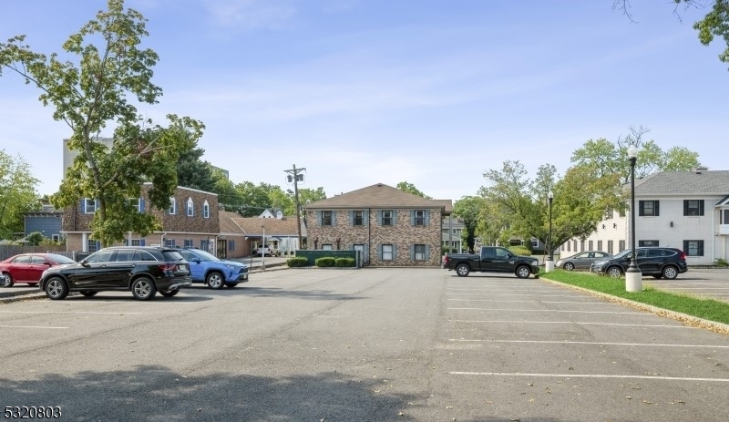 Somerville Boro, New Jersey 08876, United States, ,Commercial,Pending,18020