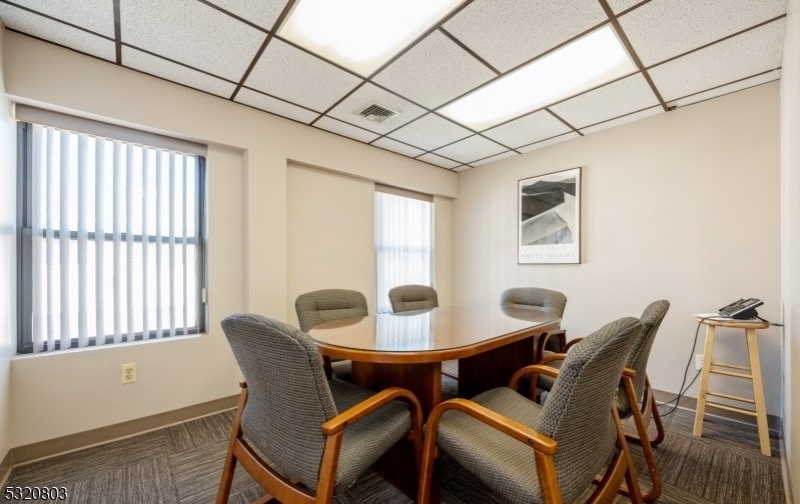 Somerville Boro, New Jersey 08876, United States, ,Commercial,Pending,18020