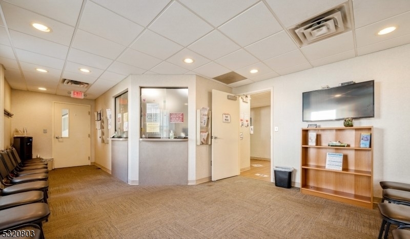 Somerville Boro, New Jersey 08876, United States, ,Commercial,Pending,18020