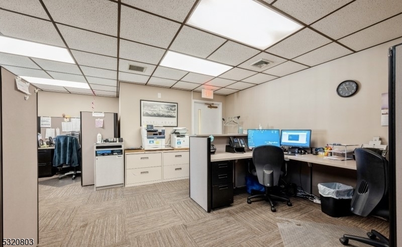 Somerville Boro, New Jersey 08876, United States, ,Commercial,Pending,18020