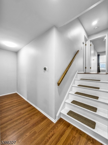 Brookview - Residential