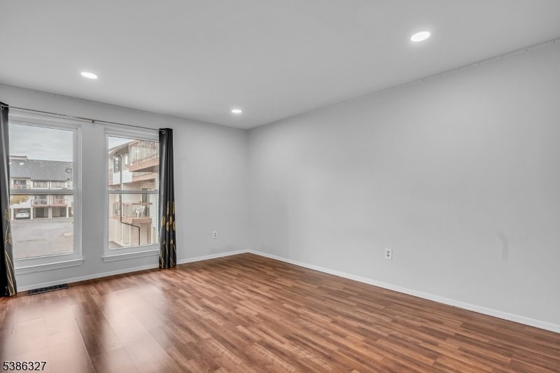 Brookview - Residential