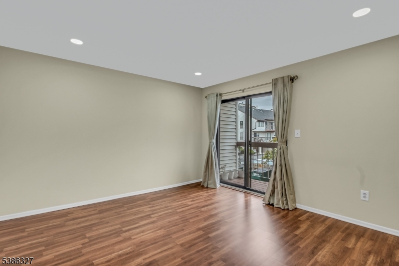 Brookview - Residential