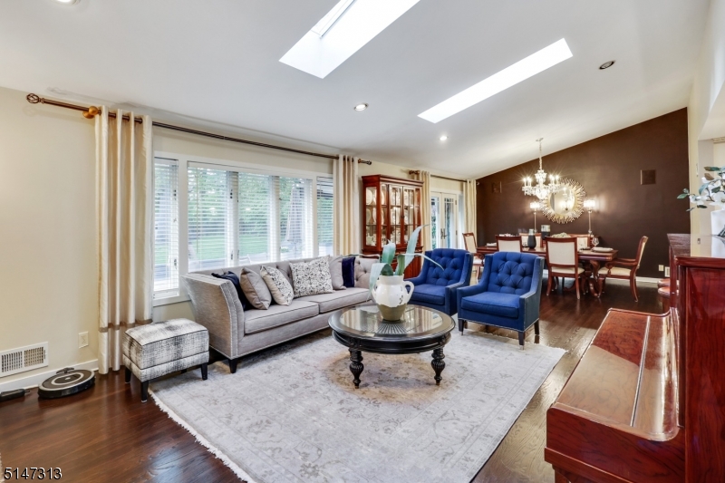 Chestnut Hill - Residential