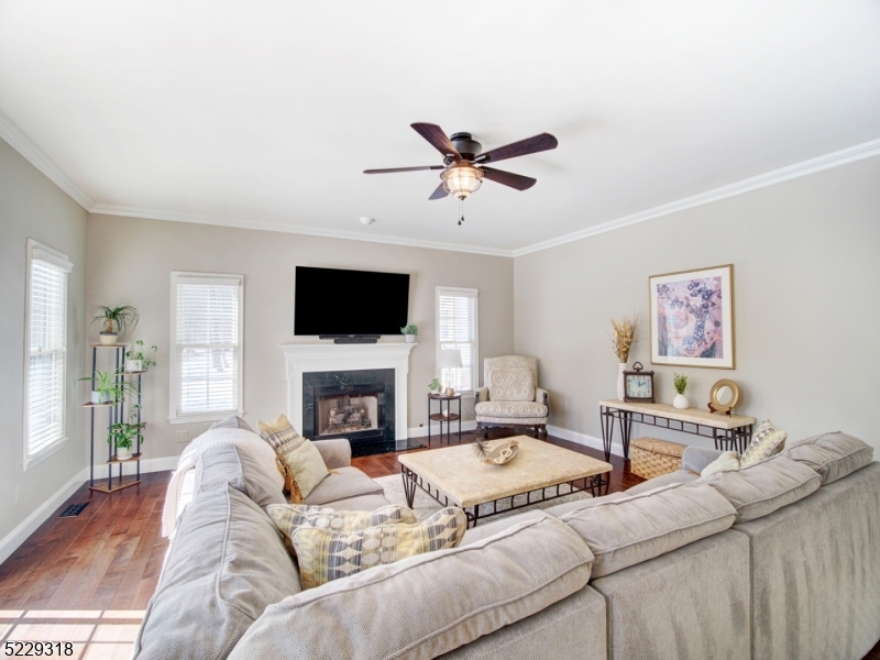 Poets Peak - Residential