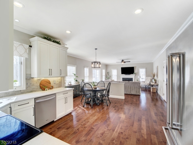 Poets Peak - Residential