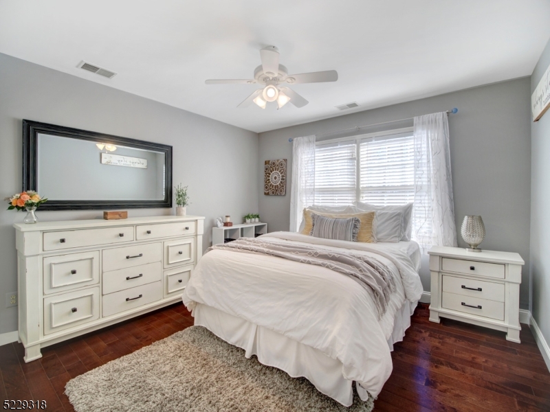 Poets Peak - Residential