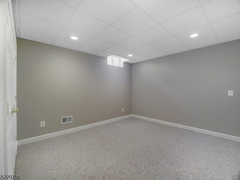 Poets Peak - Residential