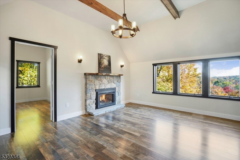 19 Dogwood Trl