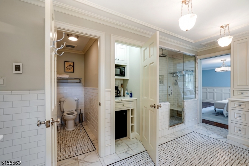 Knollwood - Residential