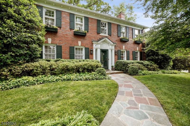 Knollwood - Residential