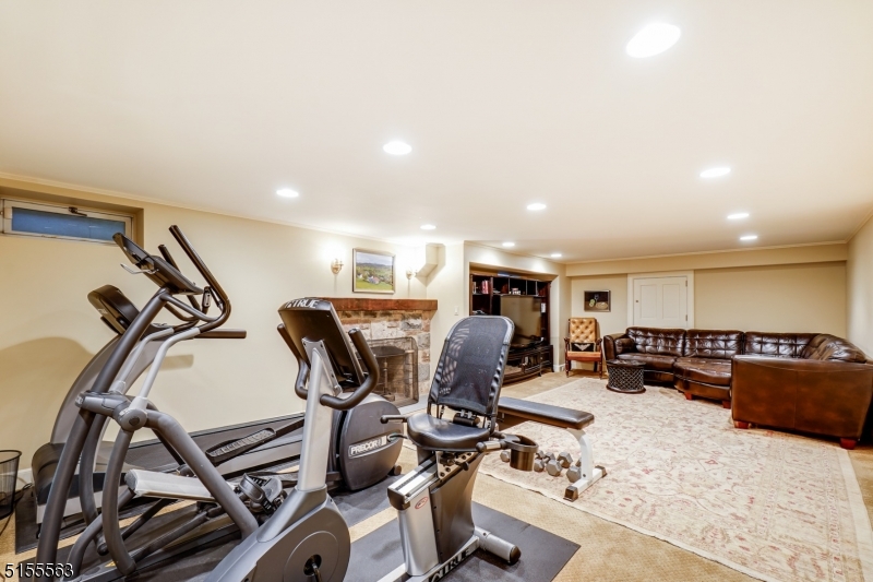 Knollwood - Residential